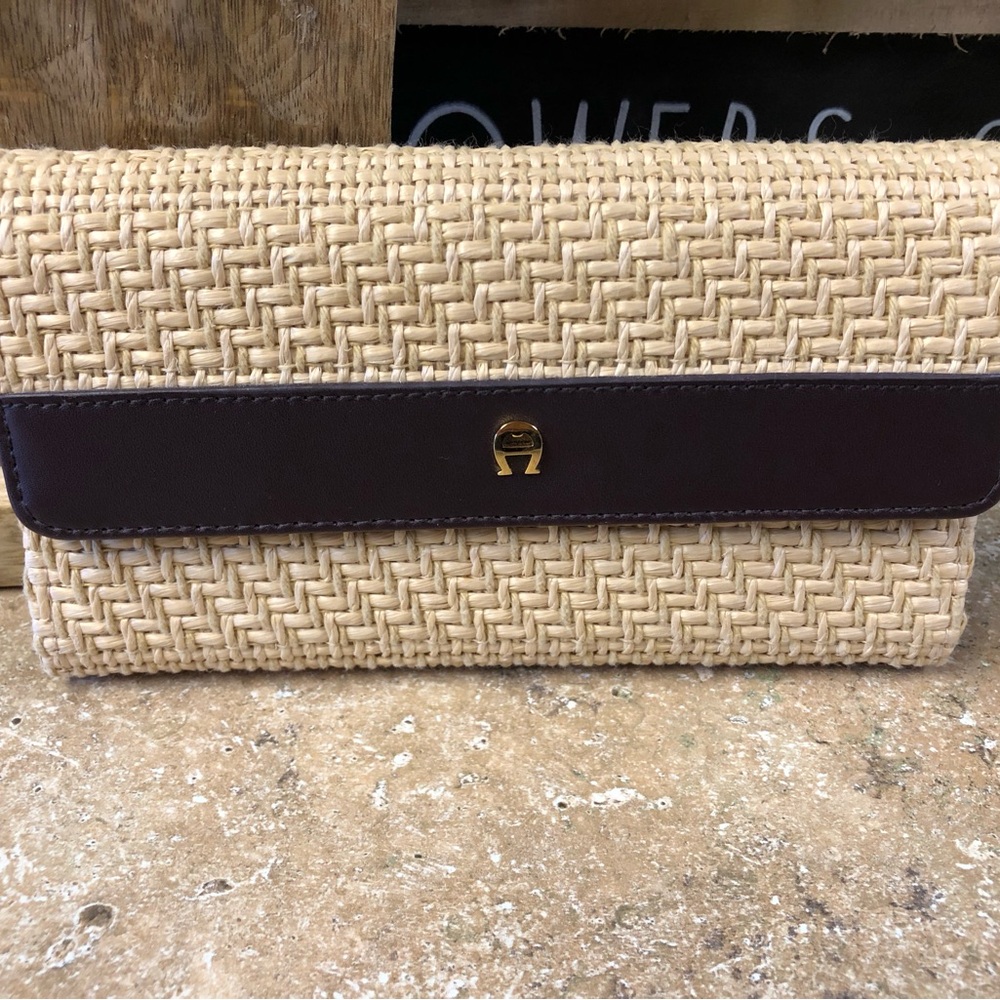 Etienne Aigner wallet